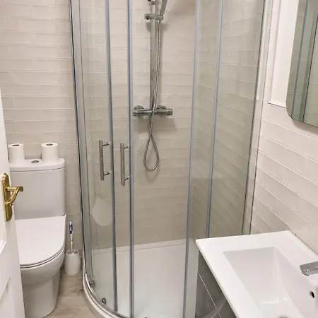 Διαμέρισμα Large 6-bed Townhouse In Centre