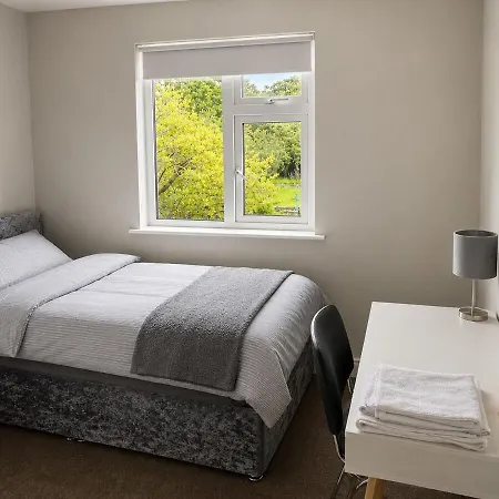 Διαμέρισμα Large 6-bed Townhouse In Centre Thurles
